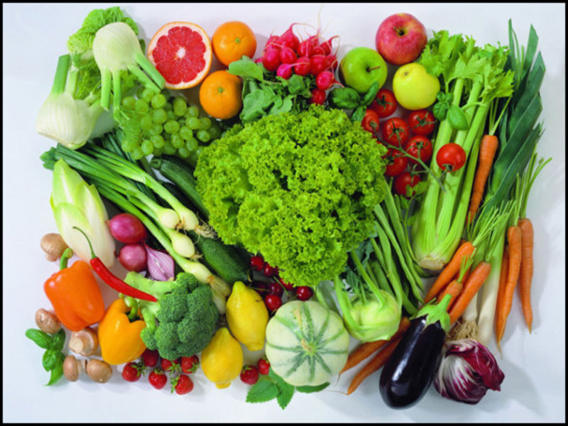 Ăn rau và trái cây bổ sung chất sơ và vitamin giúp đẩy lùi căn bệnh táo bón